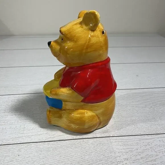 WALT DISNEY PRODUCTIONS Vintage 1980’s Winnie-The-Pooh Bank - Picture 3 of 8